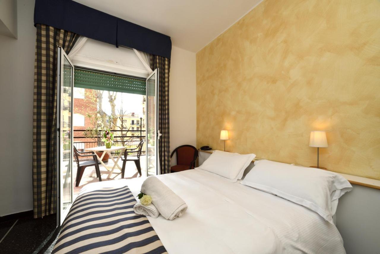 Hotel Morchio Mhotelsgroup ディアーノ・マリーナ エクステリア 写真