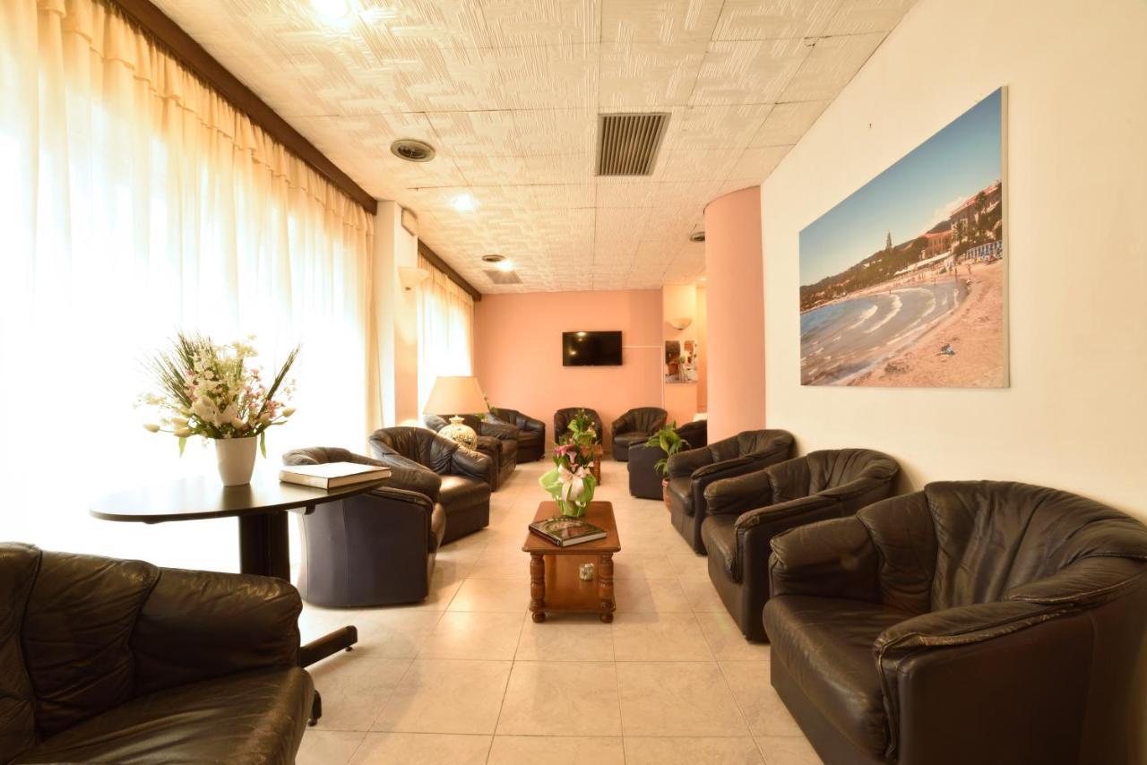 Hotel Morchio Mhotelsgroup ディアーノ・マリーナ エクステリア 写真