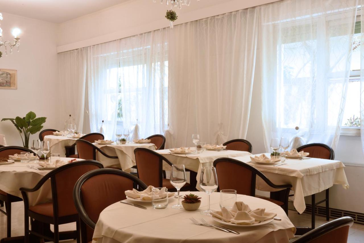 Hotel Morchio Mhotelsgroup ディアーノ・マリーナ エクステリア 写真