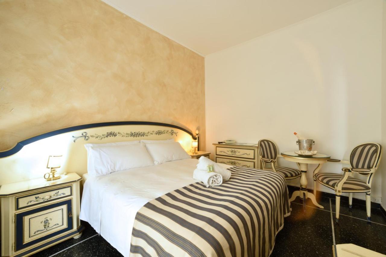 Hotel Morchio Mhotelsgroup ディアーノ・マリーナ エクステリア 写真