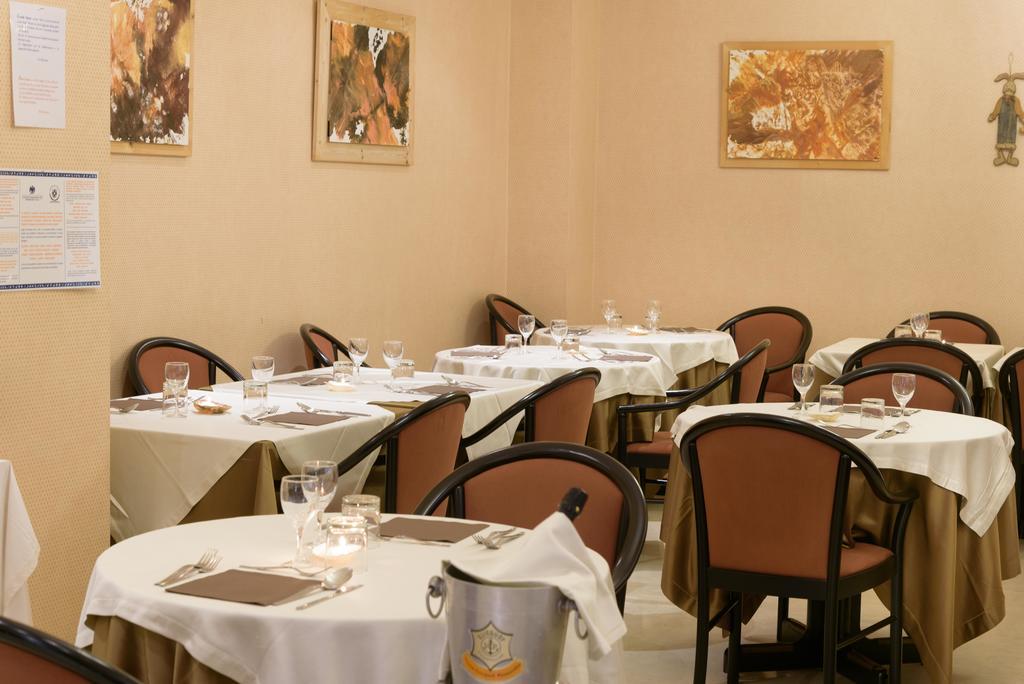 Hotel Morchio Mhotelsgroup ディアーノ・マリーナ エクステリア 写真