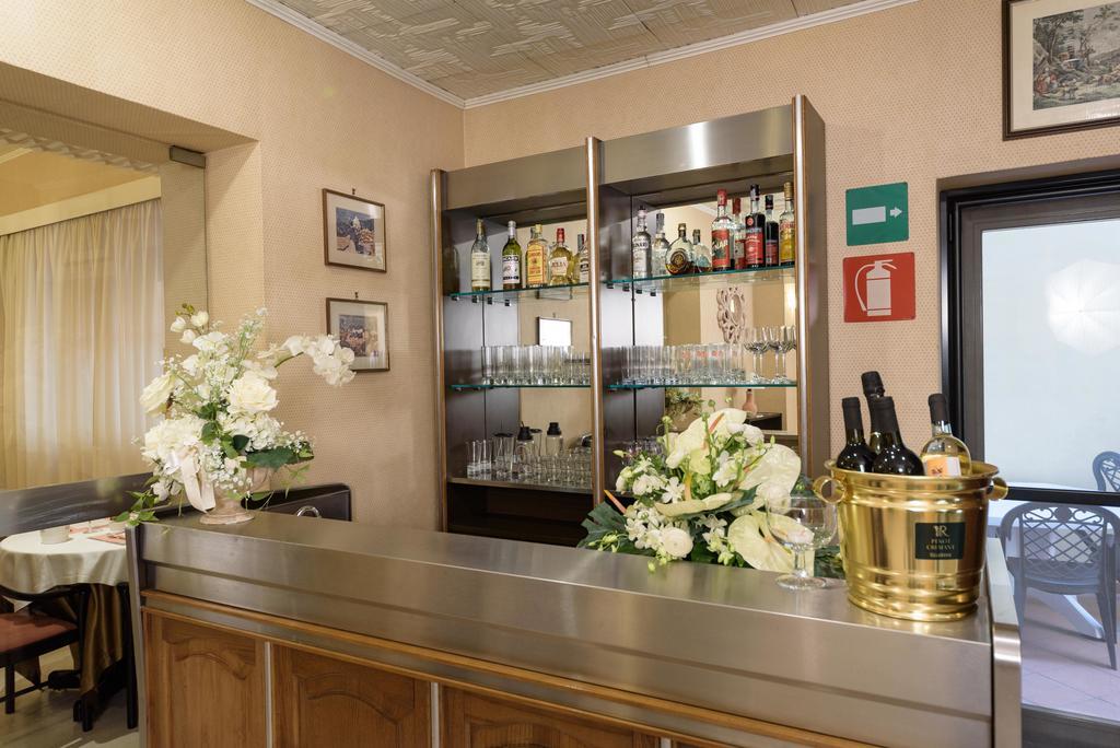 Hotel Morchio Mhotelsgroup ディアーノ・マリーナ エクステリア 写真